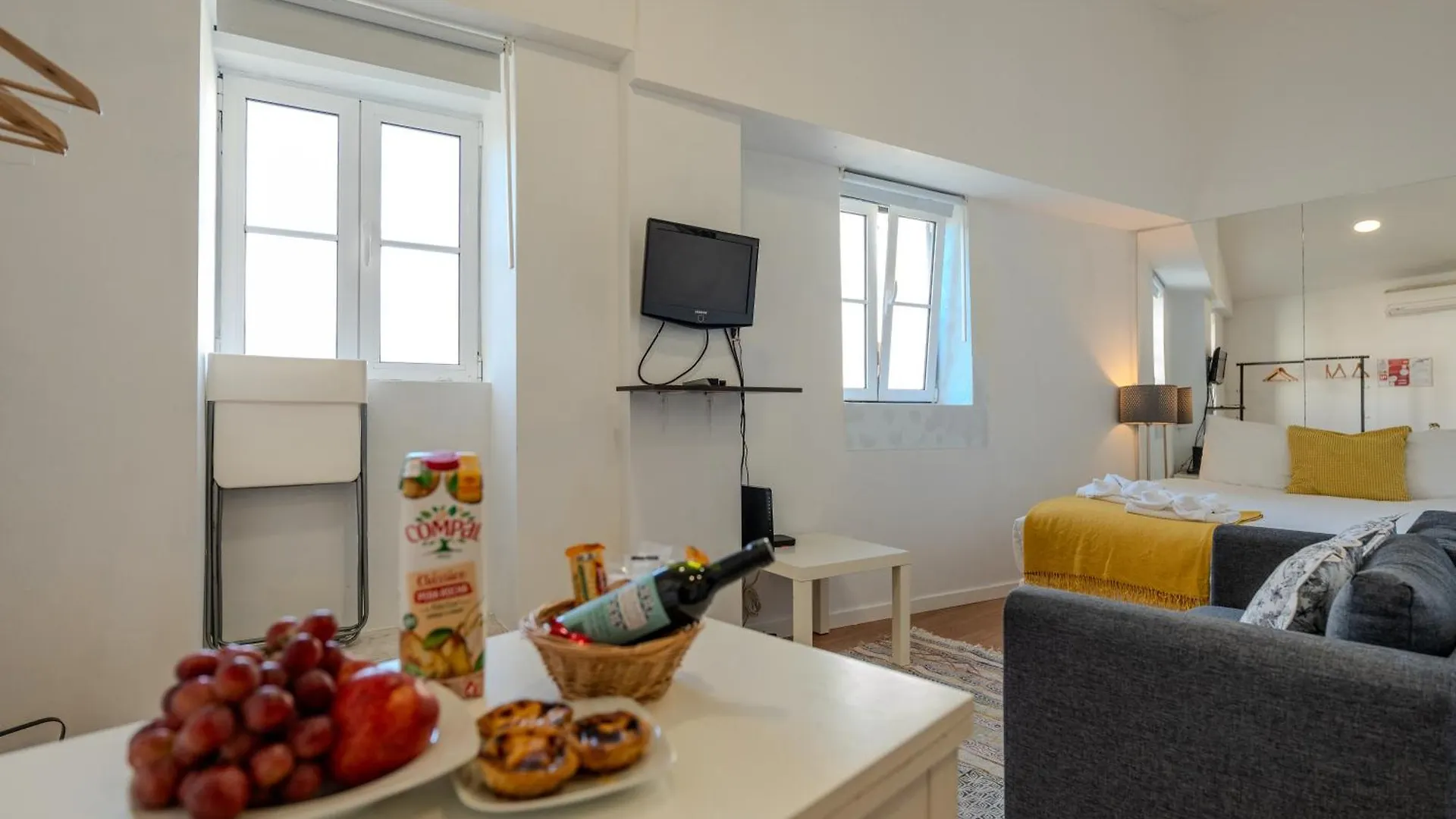 Studio Mouraria, Lisbon Center, Tram & Metro